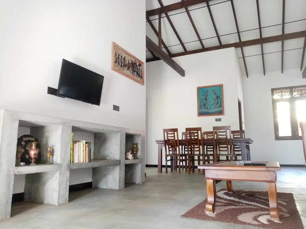 Villa Conch By Om Hikkaduwa Kültér fotó