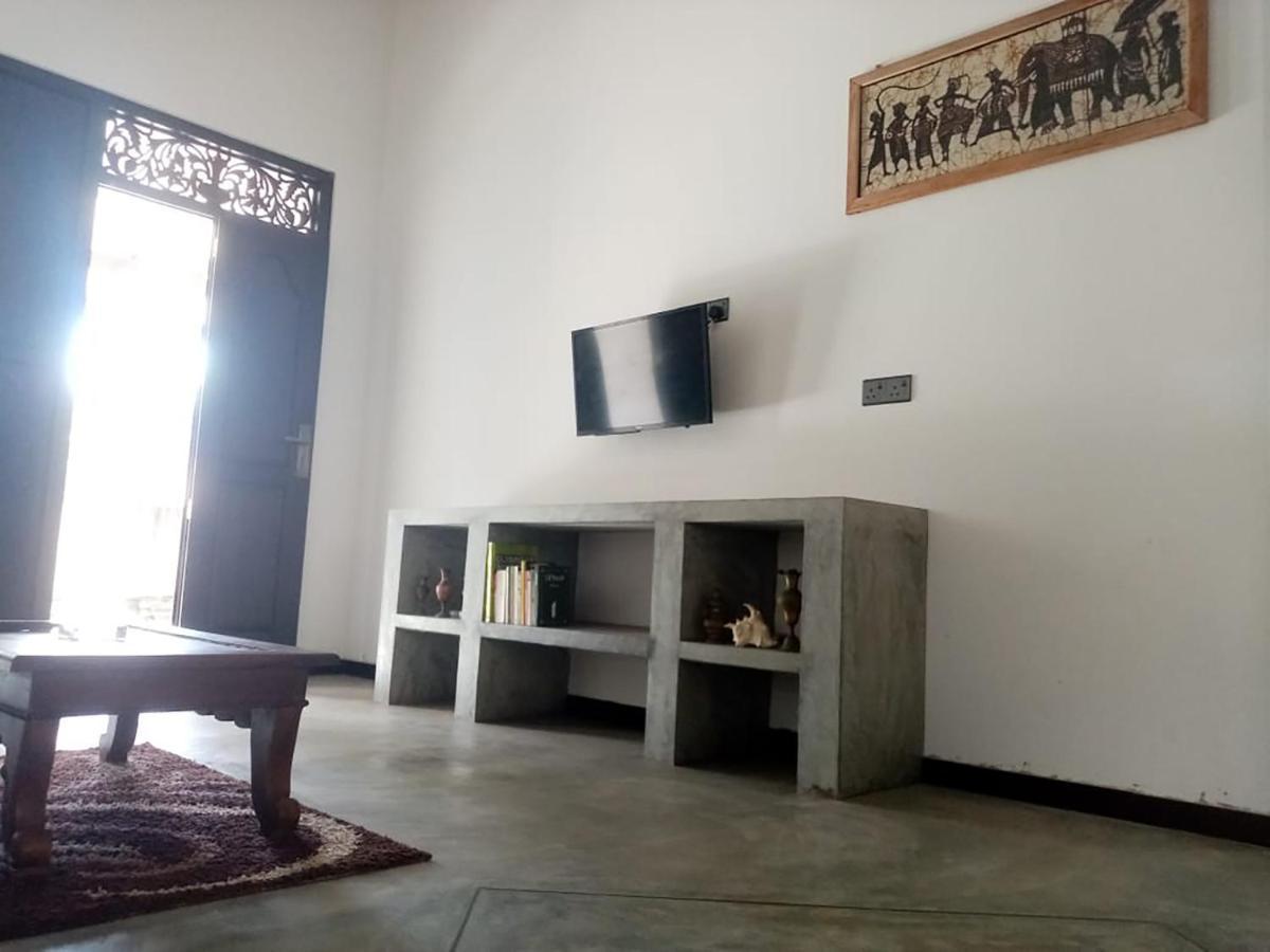Villa Conch By Om Hikkaduwa Kültér fotó